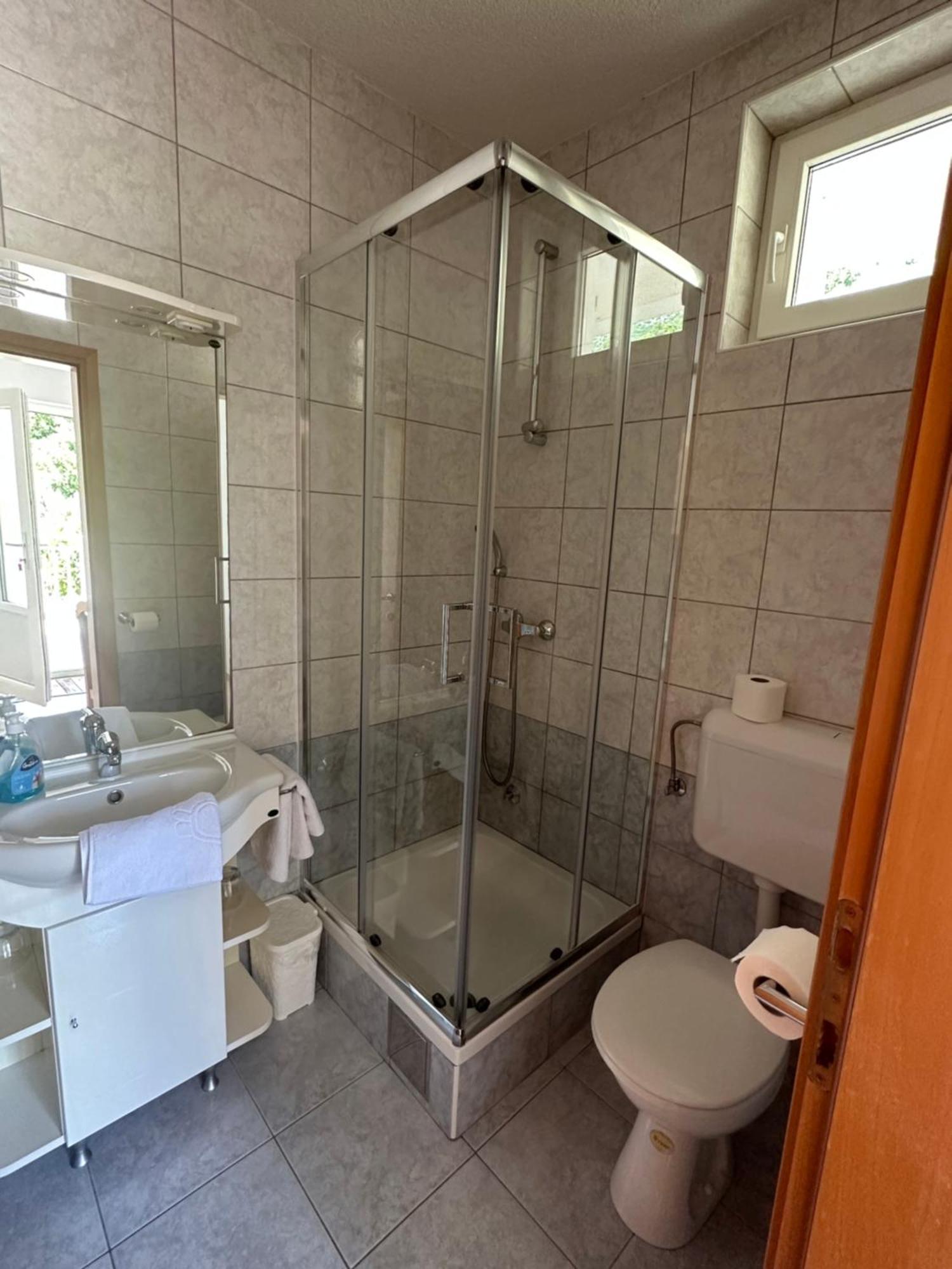Pension Maric Rooms Brist Εξωτερικό φωτογραφία