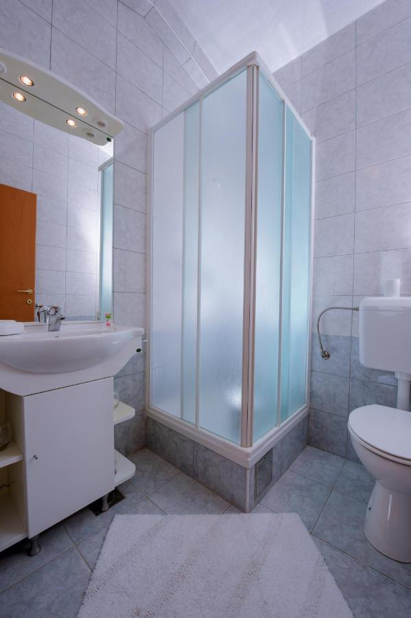 Pension Maric Rooms Brist Εξωτερικό φωτογραφία